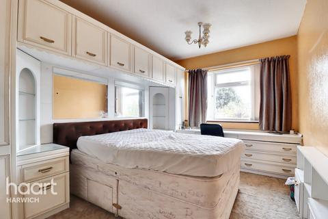 2 bedroom terraced bungalow for sale, Litchfield, Harwich