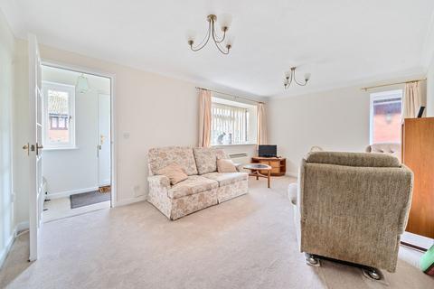 2 bedroom retirement property for sale, Oakmead Green, Epsom KT18