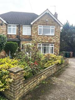 4 bedroom semi-detached house to rent, Hendon Way, Staines Upon Thames