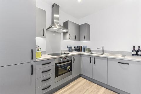 1 bedroom apartment to rent, Catimor House, Cranton Avenue, UB3