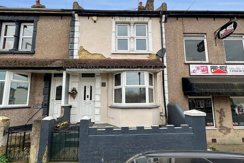 4 bedroom terraced house for sale, Barnsole Road, Gillingham, Kent, ME7