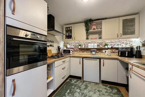 43 Barnsole Road, Gillingham, ME7 4DT