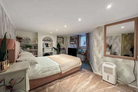 43 Barnsole Road, Gillingham, ME7 4DT