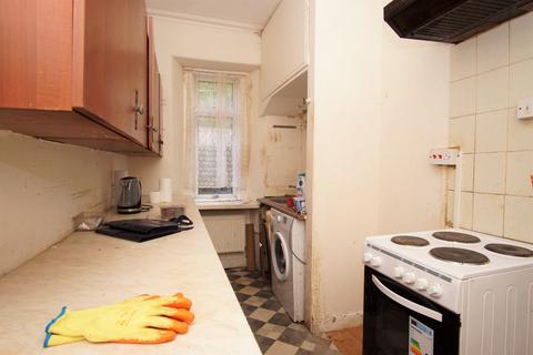 18 Imrie Place, Penicuik, EH26 8HY