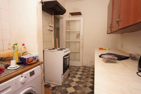 18 Imrie Place, Penicuik, EH26 8HY