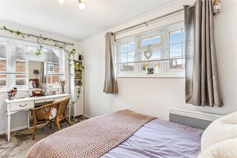 1 bedroom house to rent, St. Peter's Close, London, SW17