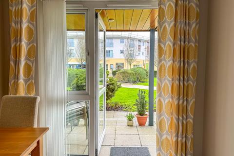 1 bedroom apartment for sale, Harbour Road, Portishead, Bristol, Somerset, BS20