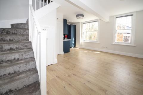 1 bedroom flat to rent, Station Road, Winchmore Hill N21