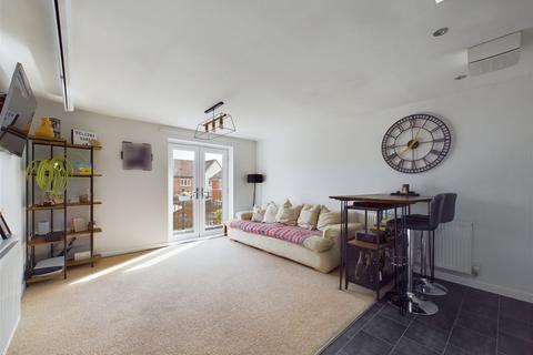 2 bedroom flat for sale, Harding Lane, Horsham RH12
