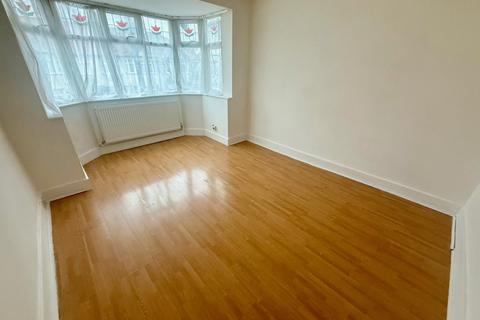 1 bedroom in a house share to rent, Rosemary Avenue, Edmonton