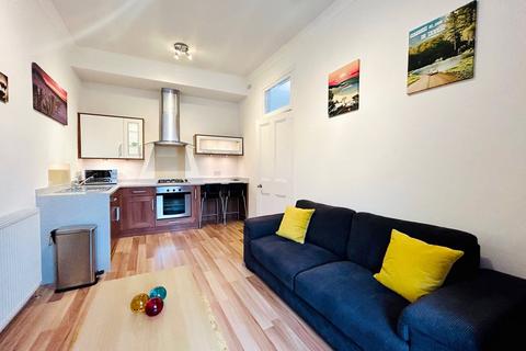 1 bedroom apartment to rent - Meadowbank Crescent, Edinburgh, Midlothian