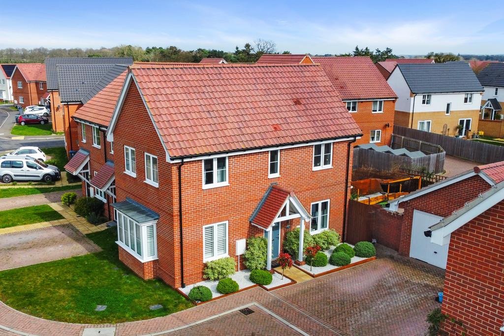 Melton, Woodbridge, Suffolk 3 bed semidetached house for sale £375,000