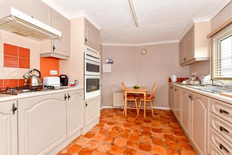 2 bedroom park home for sale, Golf Road, Deal, Kent