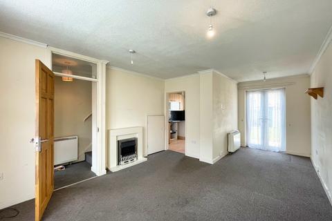2 bedroom end of terrace house to rent - Fowler Close, Southend-On-Sea SS1