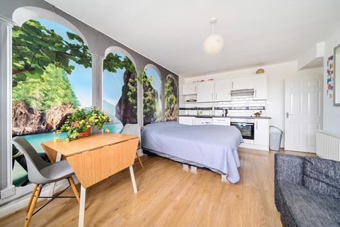 1 bedroom apartment for sale, Evelyn Street, London, SE8