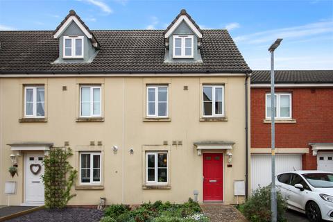 3 bedroom townhouse for sale - Primmers Place, Westbury