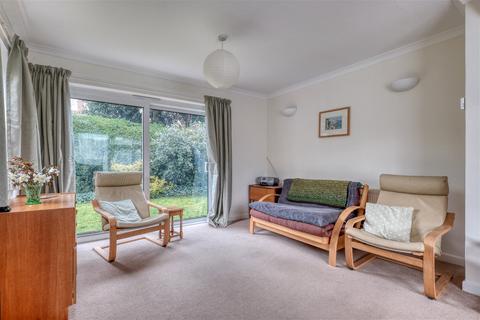Treetops Selborne Road, Worcester, WR1 3JA