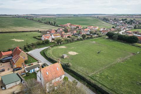 3 bedroom cottage for sale, Ringstead