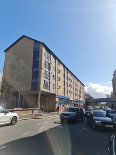 3 bedroom apartment to rent, White Cart Court, Shawlands G43