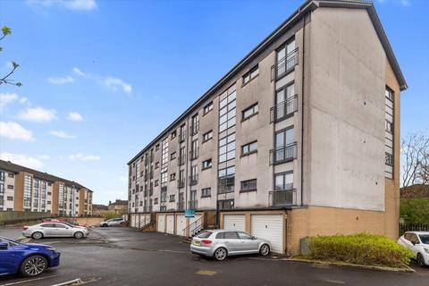 3 bedroom apartment to rent, White Cart Court, Shawlands G43