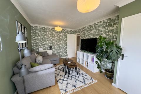 2 bedroom bungalow for sale, Tamarack Close, Eastbourne, East Sussex, BN22