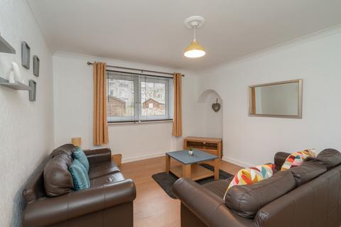 3 bedroom apartment to rent, Union Glen, Aberdeen