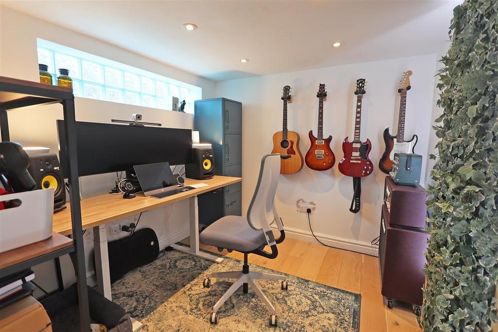 GF Bedroom / Office