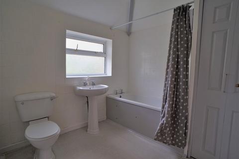 2 Dongola Road, Rochester, ME2 3AX