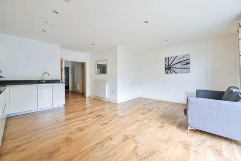 2 bedroom flat for sale, Meadowside, Kidbrooke, London, SE9