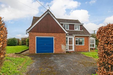 3 bedroom detached house for sale - Lisle Close, Winchester