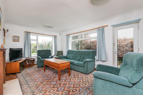 2 Lisle Close, Winchester, SO22 4JZ