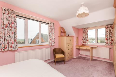 2 Lisle Close, Winchester, SO22 4JZ
