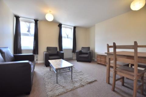 1 bedroom flat to rent, Walworth Road, London SE17