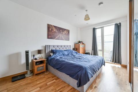 2 bedroom flat for sale - Telcon Way, Greenwich, London, SE10