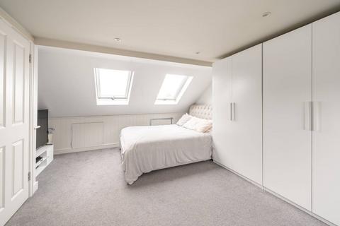 4 bedroom terraced house for sale - Woodgrange Avenue, North Finchley, London, N12