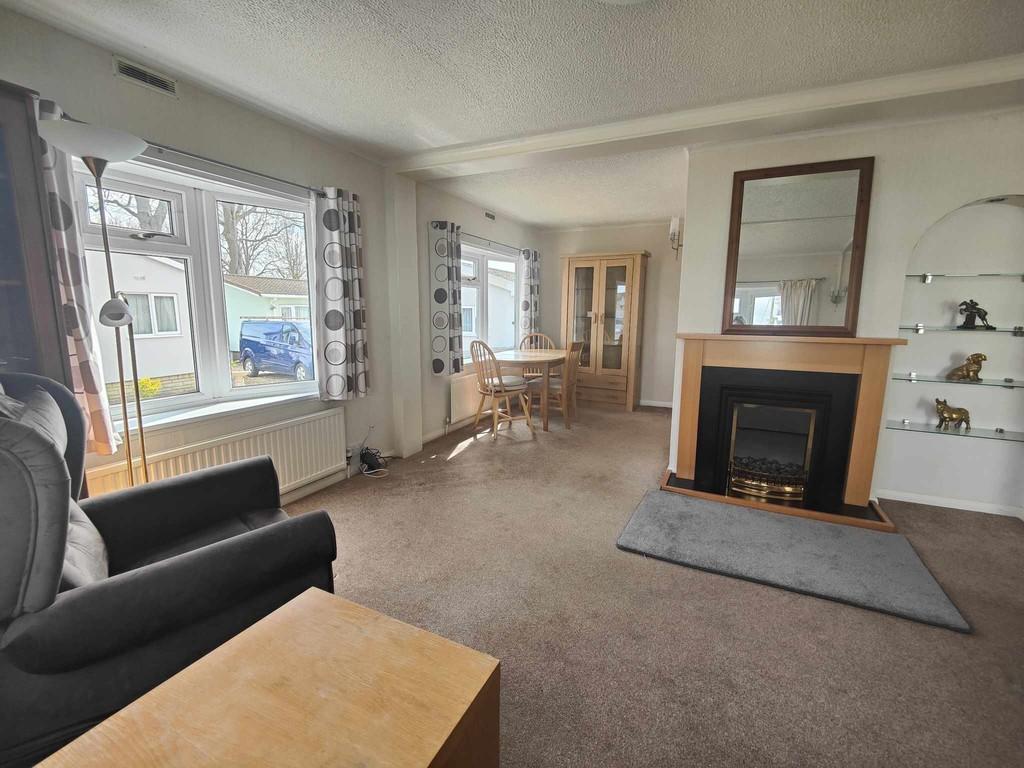 3rd lounge &amp; fireplace 2024
