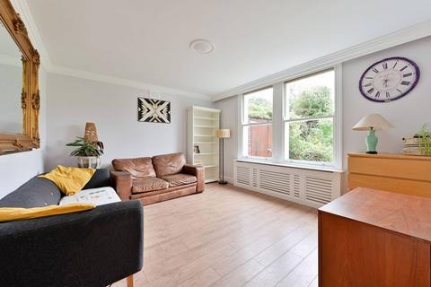 2 bedroom flat for sale - Upper Richmond Road, West Putney, London, SW15