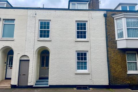 4 bedroom terraced house for sale, Park Street, Deal