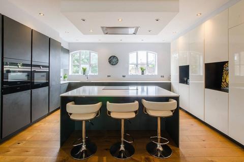 2 bedroom penthouse for sale - Scrandrett Street, Wapping, London, E1W