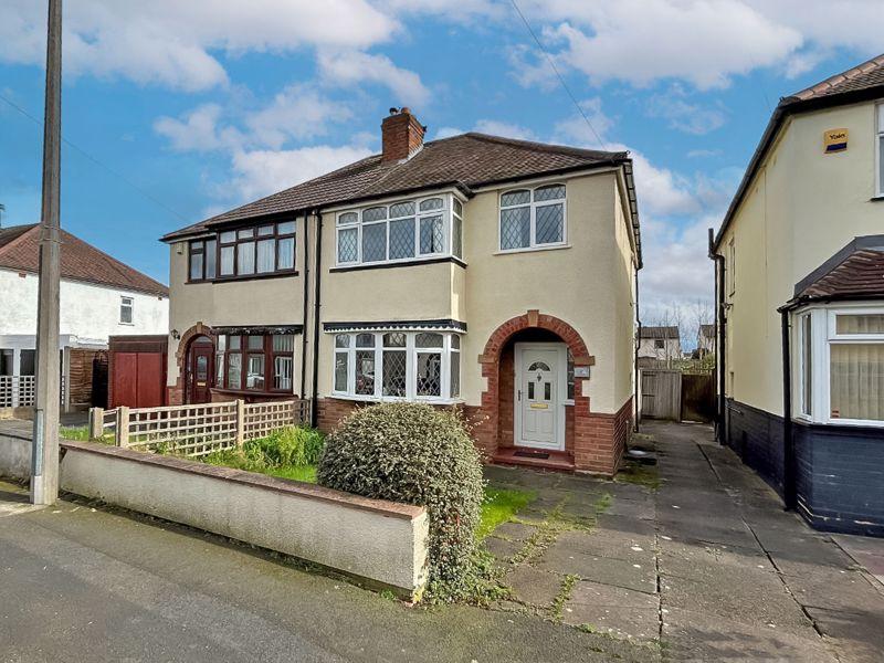 Collins Road, Wednesbury 3 bed semidetached house for sale £250,000