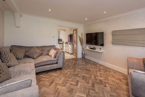 41 Ascot Drive, Dudley, DY1 2SN