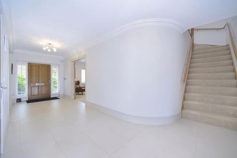 9 Bracken Lane, Cranleigh, GU6 7GE