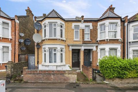 4 bedroom terraced house for sale, Buchanan Gardens, Kensal Rise, London NW10