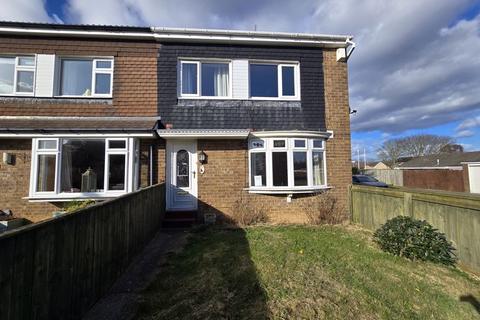 3 bedroom end of terrace house for sale, Doxford Place, Cramlington