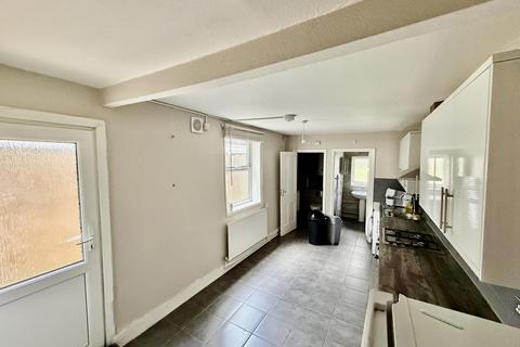 4 bedroom terraced house to rent, Park Ridings, Hornsey N8