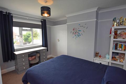 5 Fieldstead Crescent, Scarborough, YO12 6TH