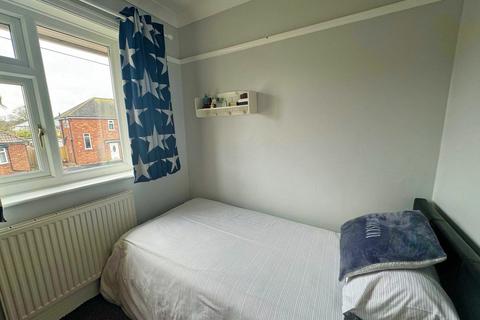 5 Fieldstead Crescent, Scarborough, YO12 6TH