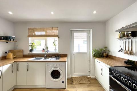 11 Bishops Close, Truro, TR1 3RR