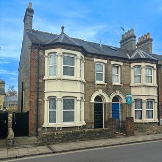 1 bedroom in a house share to rent, Mill Road, Cambridge CB1