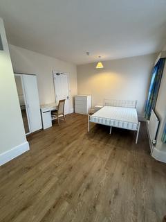 1 bedroom in a house share to rent, Mill Road, Cambridge CB1